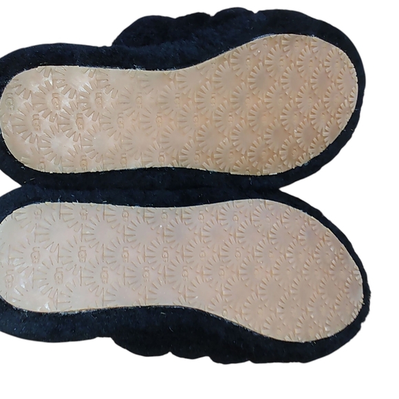 UGG Fluff Yeah Black Plush Slides Slippers Girl's Size 3 Women's Size 5 - Picture 5 of 7